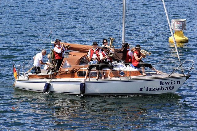 凯尔特人vs湖人前瞻：詹姆斯期待状态回暖，湖人冲击两连胜